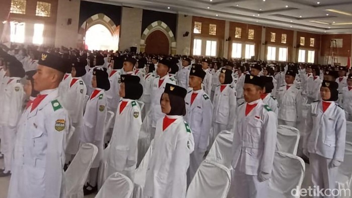 Pengukuhan paskibra seKabupaten Tasikmalaya Kamis  (15/8/24).