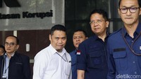 Kuntadi mengatakan akan mengevaluasi terus terkait penyidikan tersebut yang masih ditangani Kejagung. Jika nantinya ternyata perusahaan yang diusut Kejagung ada irisannya dengan perkara yang ditangani KPK, komunikasi akan kembali dilakukan.  