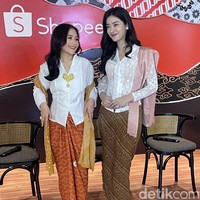 Dalam Media Gathering - Rayakan Semangat Lokal di tengah Era Digital bersama Shopee, Prilly Latuconsina dengan bangga memakai lipstik dari brand Implora itu. Menyesuaikan tema acara, ia pun tampak cantik kebaya. Foto: Rahmi Anjani/Wolipop