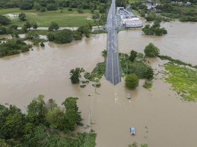 Puerto Rico Diserang Badai, Akses Jalan Terputus Banjir