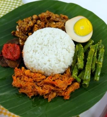 Nasi Jinggo Bali yang Murah Enak Ada di 5 Tempat Ini