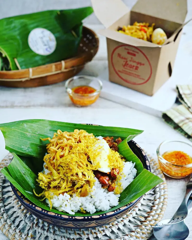 Nasi Jinggo Bali yang Murah Enak Ada di 5 Tempat Ini