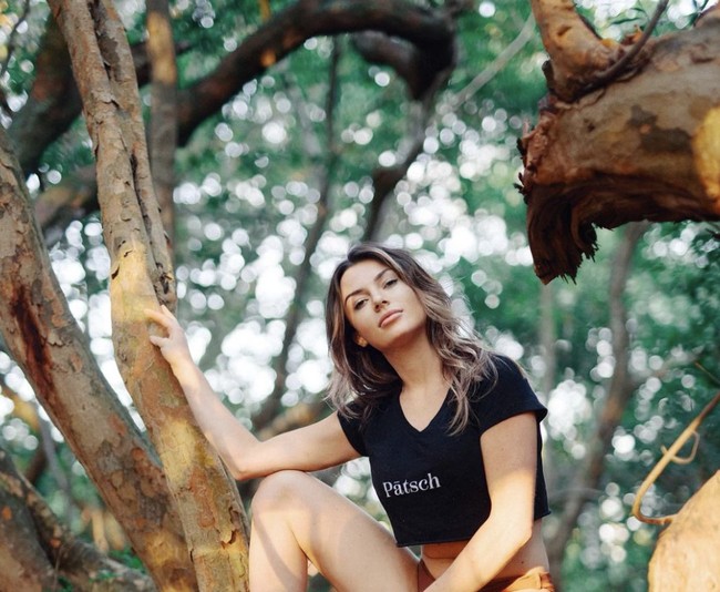 Rosie mengaku tidak nyaman dengan julukan seksi. Kata tersebut tidak sejalan dengan profesinya yang dinilai serius. Foto: dok. Instagram