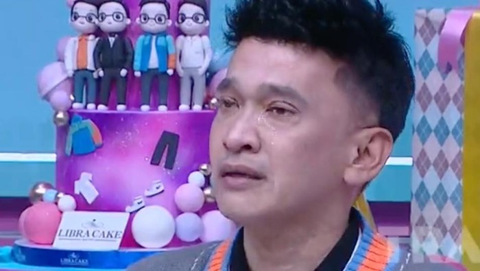 Ruben Onsu berulang tahun pada 15 Agustus 2024.