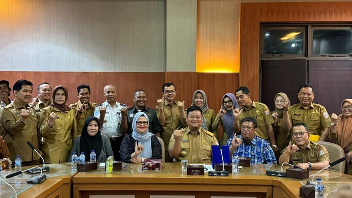 Sekda Banyuasin saat menerim audiensi KND RI di Kantor Pemkab Banyuasin.