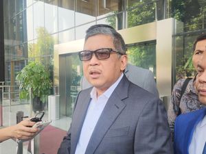 Viral KTP Dicatut, Hasto: Ada Upaya Mobilisasi Ciptakan Calon Tandingan