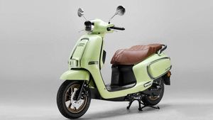 Lihat Lebih Dekat Calon Skutik Retro 125cc Suzuki