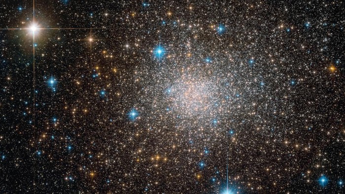 Peering through the thick dust clouds of the galactic bulge an international team of astronomers has revealed the unusual mix of stars in the stellar cluster known as Terzan 5. The new results indicate that Terzan 5 is in fact one of the bulges primordial building blocks, most likely the relic of the very early days of the Milky Way. Observations were made with the Wide Field Camera 3 (WFC3) on board the Hubble, the Multi-conjugate Adaptive Optics Demonstrator (MAD) instrument on ESOs Very Large Telescope and the second generation Near Infrared Camera at the Keck Telescope.