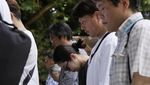 Warga Jepang Kunjungi Kuil Yasukuni Peringati 79 Tahun Perang Dunia II
