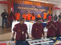 Imigrasi Ciduk 6 WNA Pekerja Salon-Klinik Kecantikan