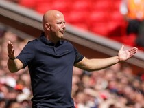 2 Pemain Ditegur Slot saat Liverpool Bekuk MU di Old Trafford