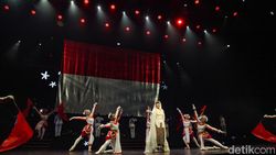 Isyana Sarasvati Jadi Fatmawati-Martha Tiahahu di Pagelaran Sabang Merauke Isyana Sarasvati Jadi Fatmawati-Martha Tiahahu di Pagelaran Sabang Merauke
