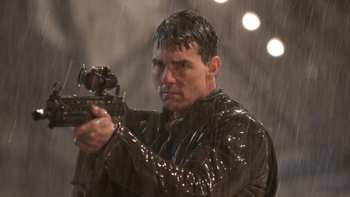 Cuplikan adegan Tom Cruise di Jack Reacher (2012).