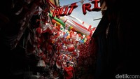 Bendera Merah Putih paling banyak dibeli warga.  