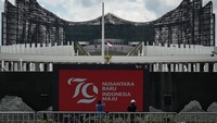 Menurut Presiden Joko Widodo, jumlah tamu undangan yang akan hadir dalam upacara HUT Ke-79 RI di IKN berjumlah 1.300 orang yang semula 8.000 orang. ANTARA FOTO/Fauzan 