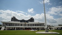 Suasana Istana Negara IKN jelang pelaksanaan upacara HUT kemerdekaan di Ibu Kota Nusantara (IKN). ANTARA FOTO/Fauzan 