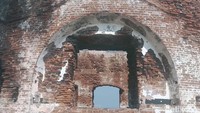 Dengan tinggi kurang lebih 9 meter, Menara Martello ini salah satu menara yang paling kecil di antara lainnya yang berada di Pulau Onrust, Pulau Bidadari, dan Pulau Kelor. Fungsi dari menara ini adalah untuk sistem pertahanan laut kala itu.