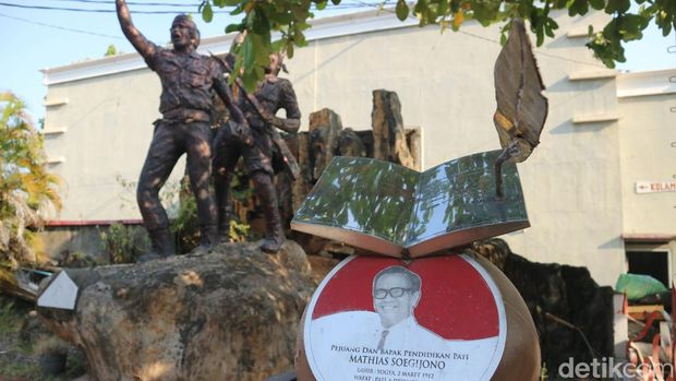 Monumen Teruskan simbol pengingat perjuangan pejuang yang gugur merebut kemerdekaan di Pati, Kamis (15/8/2024).