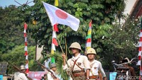 Teatrikal tersebut menggambarkan perjuangan warga dan pahlawan menghadapi penjajahan Jepang.