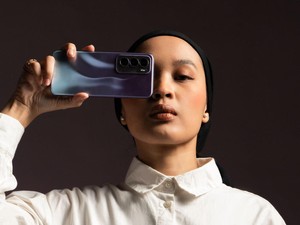 Fitur AI OPPO Reno12 Series Atasi Kecemasan Profesional di Tempat Kerja