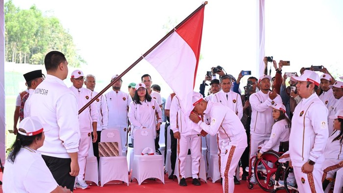 Indonesia mengirimkan 35 atlet di Paralimpiade Paris 2024. Ke-35 atlet tersebut akan tampil di 10 cabang olahraga.