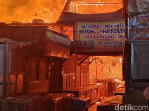 Pasar Kutoarjo Purworejo Kebakaran, 5 Orang Terluka