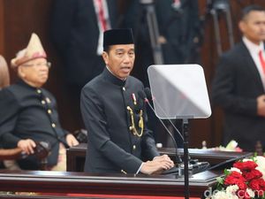 Jokowi Sebut Rasio Utang RI Terendah di Antara Negara ASEAN & G20
