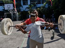 Rizki Juara Olimpiade, Angkat Beban Mencari Bibit Baru