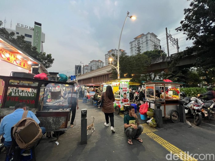Street food Cikini