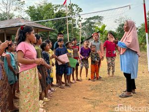 Gegap Gempita Suku Talang Mamak Jambi Sambut Hari Kemerdekaan
