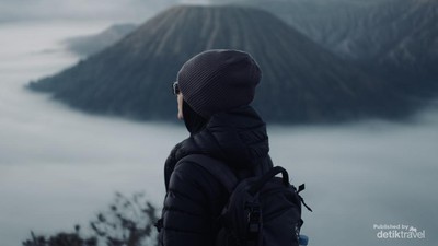 Sekarang Saat yang Tepat ke Gunung Bromo, Begitu Dingin dan Cerah