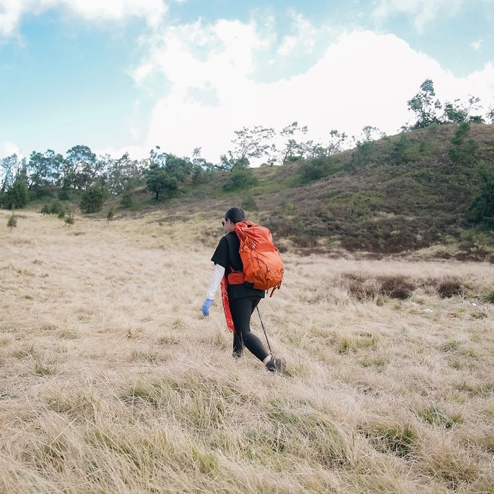 Yura Yunita di Gunung Prau