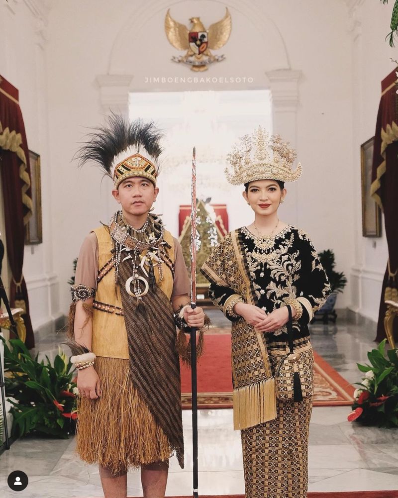 Beda Gaya Selvi dan Gibran Saat Upacara HUT ke-79 RI di Istana Merdeka