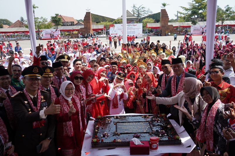 Bupati Indramayu Nina