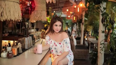 Celine Evangelista Hobi Makan Dessert, Es Krim hingga Smoothie