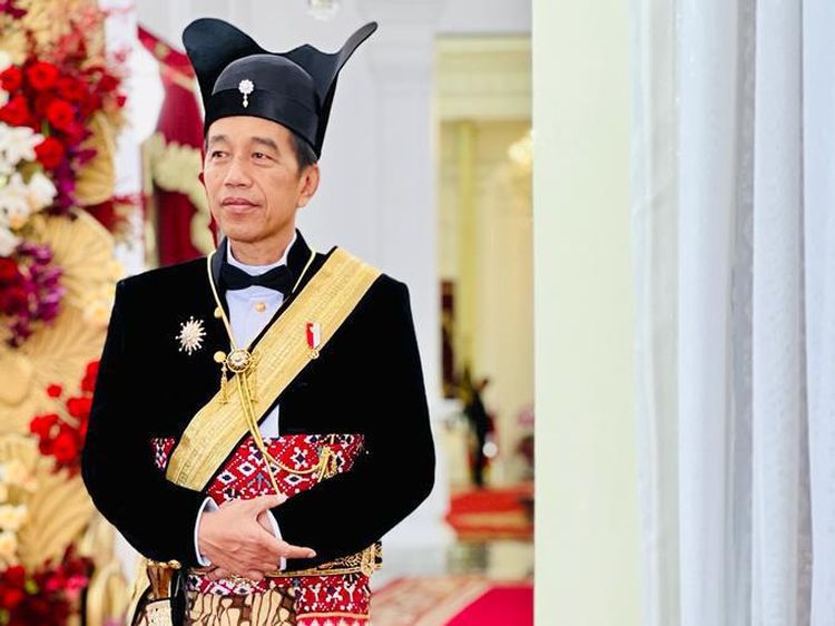 Deretan Baju Adat yang Dipakai Jokowi Saat HUT RI