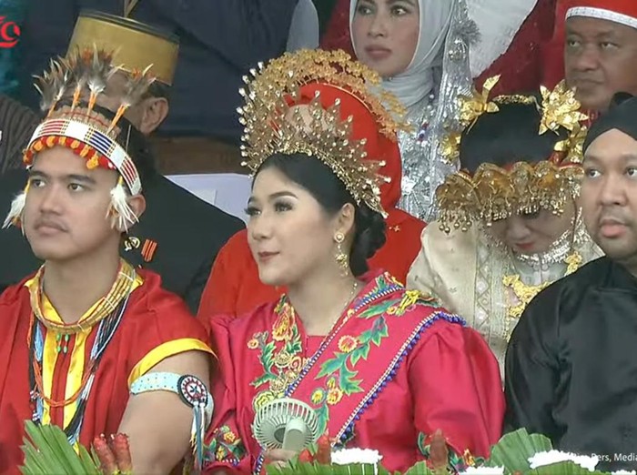 Erina Gudono ikut perayaan HUT ke-79 RI di IKN.