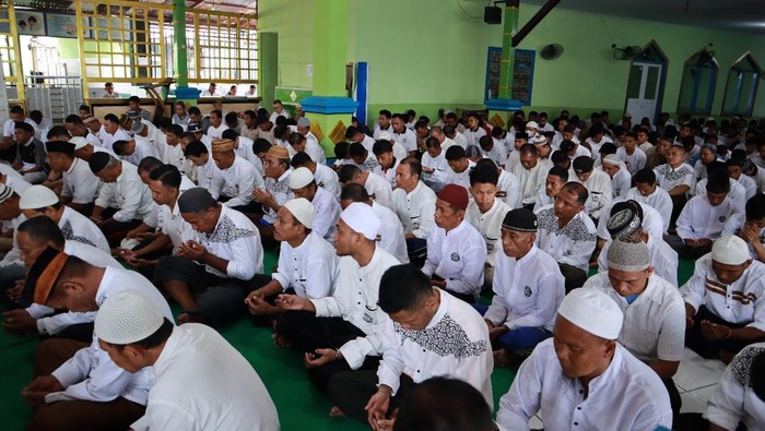 Sebanyak 701 narapidana (napi) di Provinsi Gorontalo mendapat remisi pemotongan masa tahanan dalam rangka peringatan Hari Ulang Tahun (HUT) ke-79 RI.
