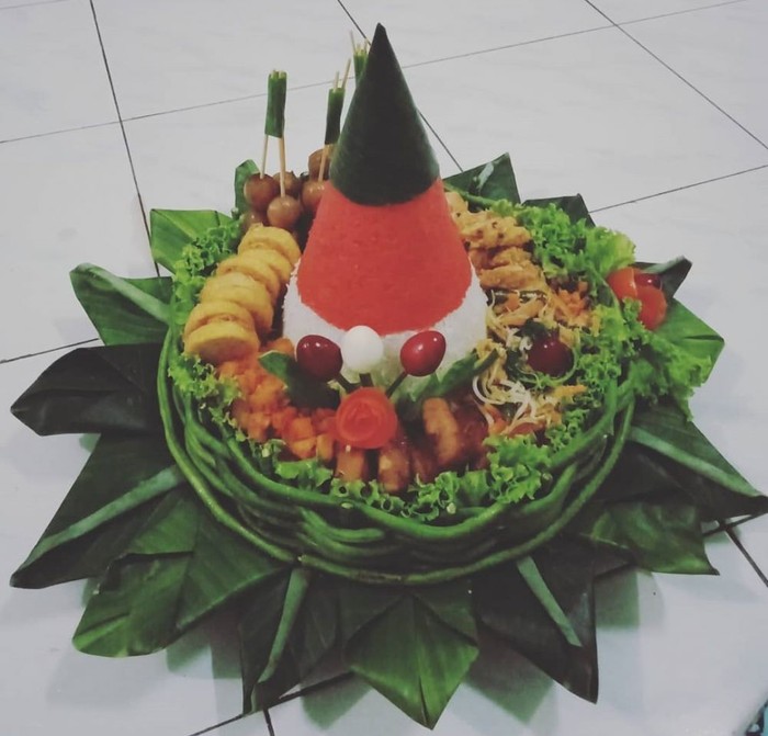 Jajanan pasar merah putih Jajanan pasar merah putih