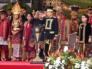 Jokowi-Prabowo Duduk Berdampingan di Upacara HUT Ke-79 RI di IKN