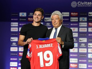 Alvarez Tinggalkan City karena Butuh Tantangan Baru