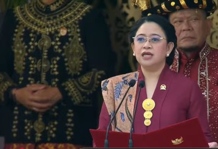 Ketua DPR Puan Maharani membacakan Teks Proklamasi saat Upacara HUT ke-79 RI di Istana IKN, Sabtu (17/8/2024).