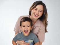 Kimberly Ryder Soal Kebiasaan Unik Anak Suka Makan Biji Durian