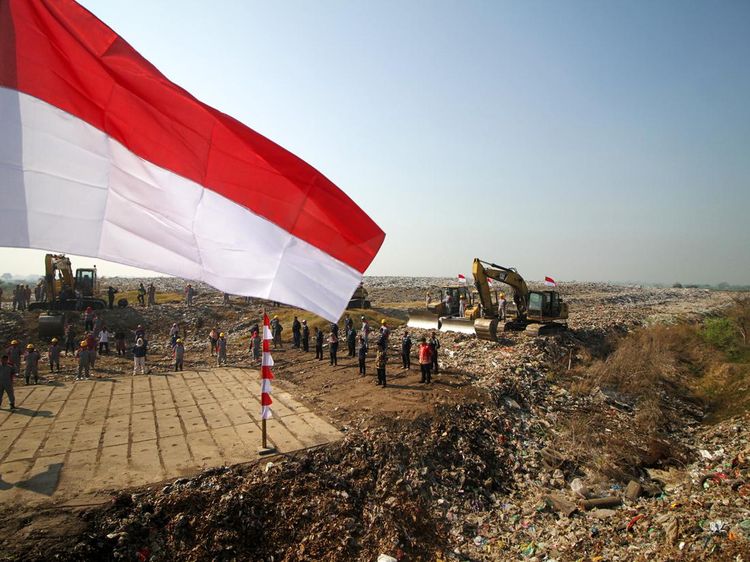 Upacara HUT ke-79 RI Juga Digelar di TPA Jabon Sidoarjo