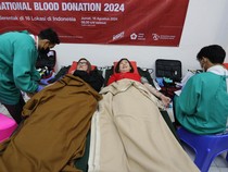 Ribuan Orang Ikut Donor Darah untuk Sesama