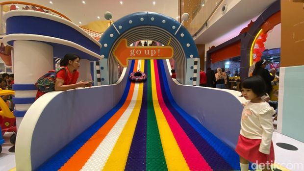 Roll N Play TSM Makassar