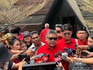Hasto Sebut Ketua PDIP Jaktim Jadi Korban Pencatutan KTP Dukung Dharma-Kun