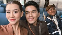 Kebaya kutu baru yang dipakai Aaliyah Massaid terlihat simpel karena tak banyak ornamen dan perhiasan yang dipakai. Foto: dok. Media Sosial