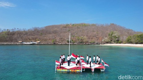 Upacara HUT ke-79 RI di Flores Timur, Sabtu (17/8/2024).