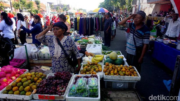 Upcara Bendera di Pasat Tradisional Surabaya